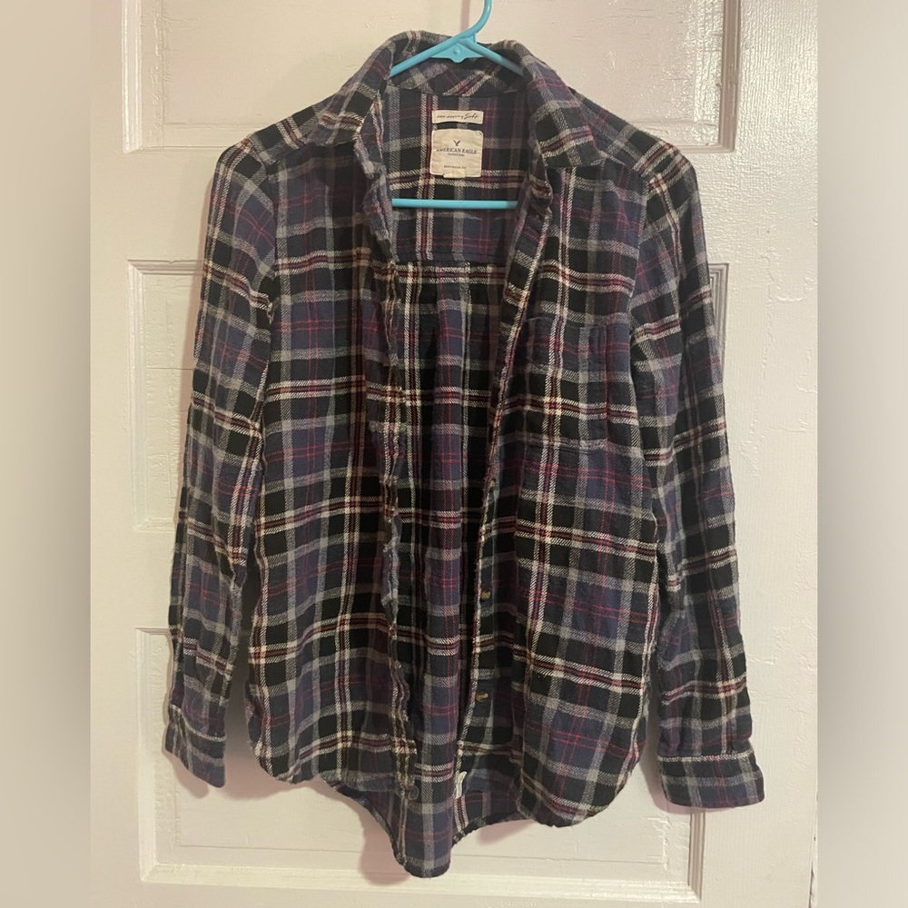 American Eagle Boyfriend Fit Flannel Button Up